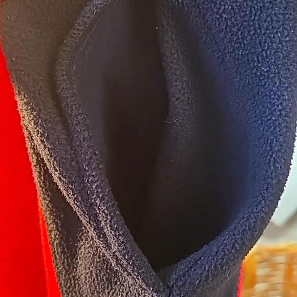 Old Navy Red & Black Fleece Pullover Longsleeve Top, Size 12 - Picture 5 of 7